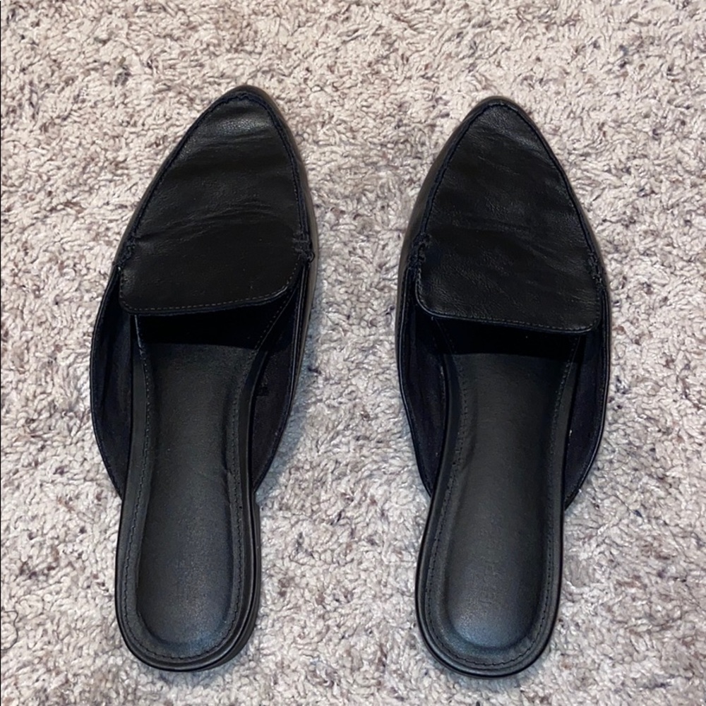 Express size 10 black flats